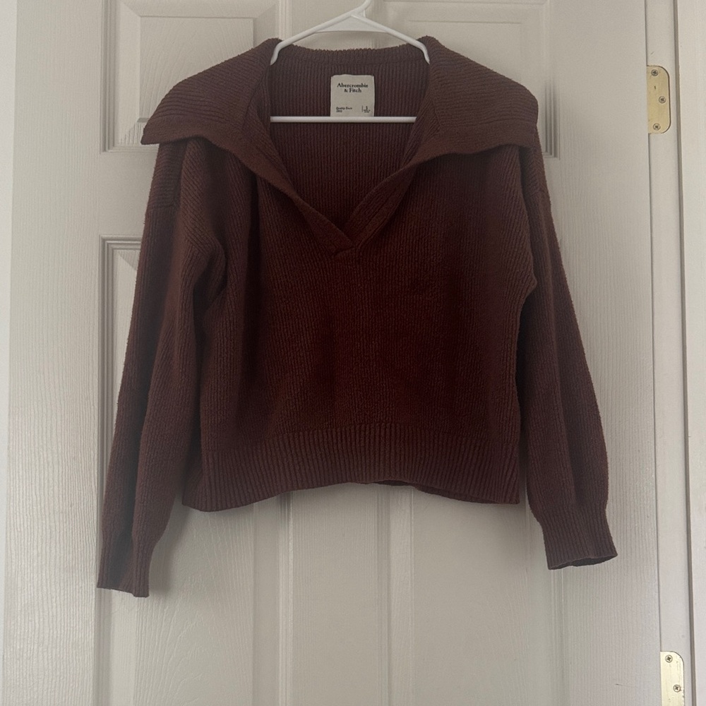 Abercrombie & Fitch Brown V-Neck Sweater